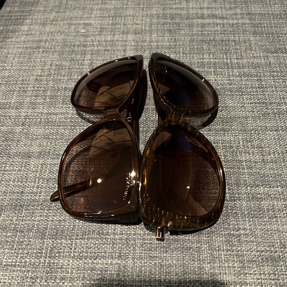 Flash sale!! Tom Ford sunglasses bundle - Picture 7 of 8